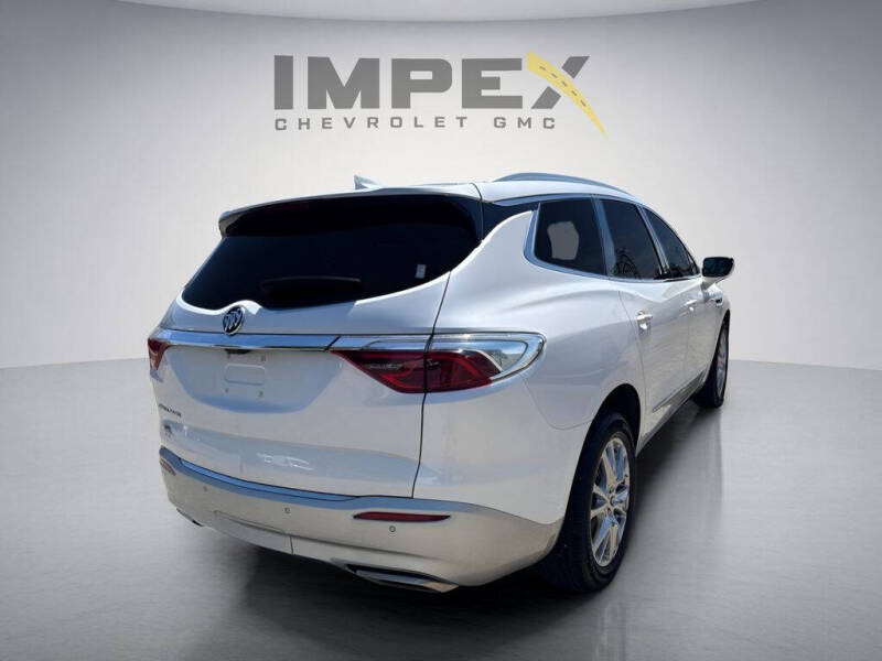 2023 Buick Enclave Premium