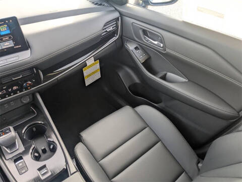 2025 Nissan Rogue SL