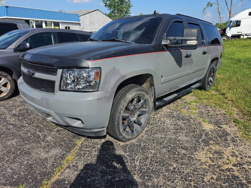 2008 Chevrolet Suburban's photo