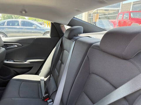 2023 Chevrolet Malibu LS