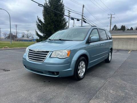 2008 Chrysler Town and Country for sale at METRO CITY AUTO GROUP LLC in Lincoln Park MI