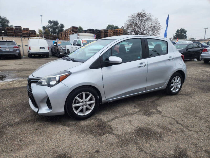 2016 Toyota Yaris 5-Door LE