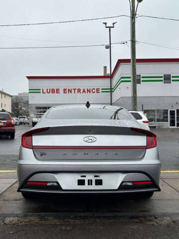 2022 Hyundai Sonata SE