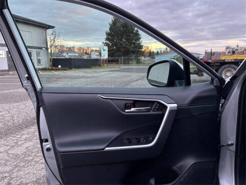 2023 Toyota RAV4 Limited