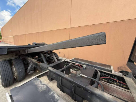 2016 Freightliner M2 106