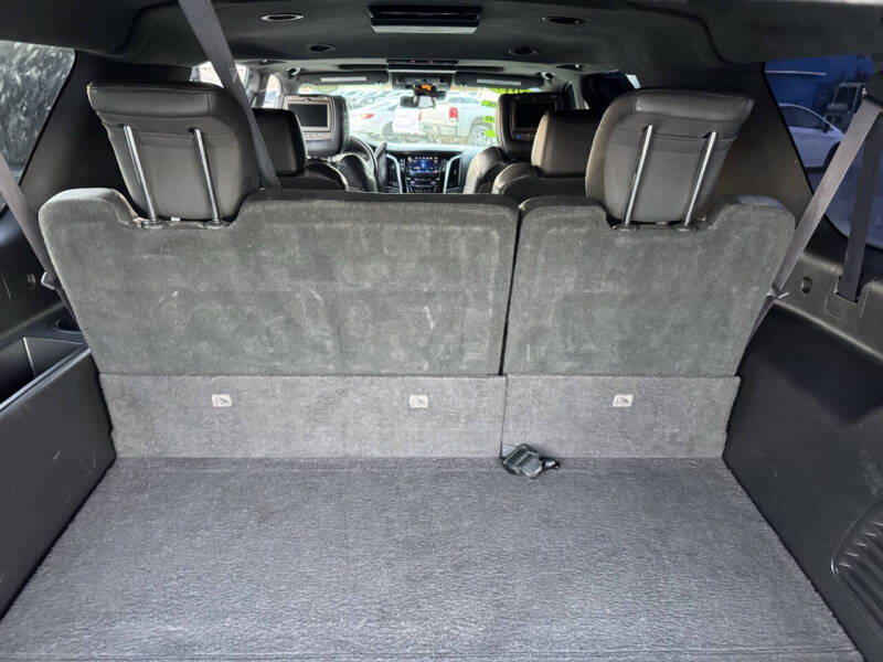 2017 Cadillac Escalade ESV Platinum