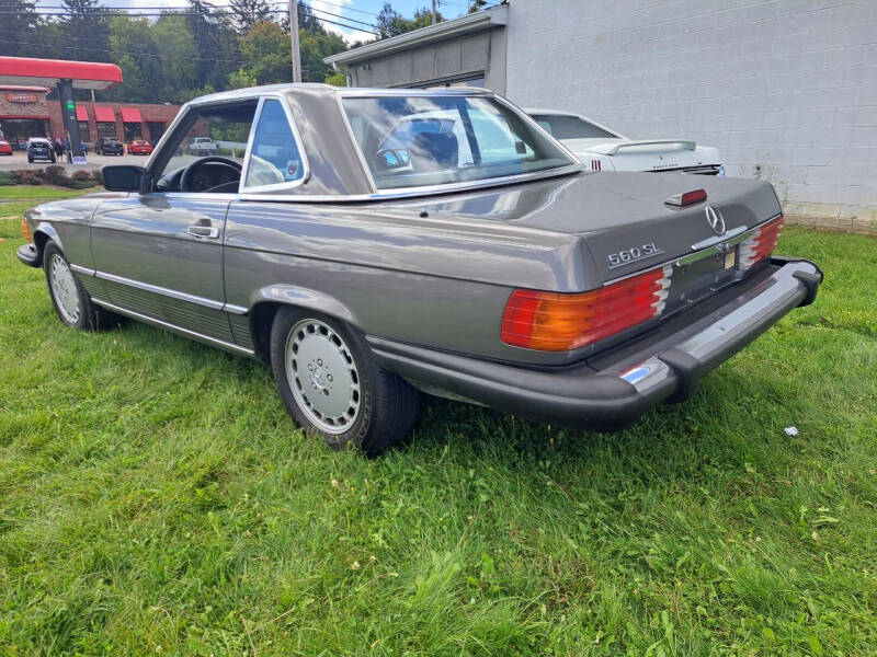 1988 Mercedes-Benz 560-Class 560 SL