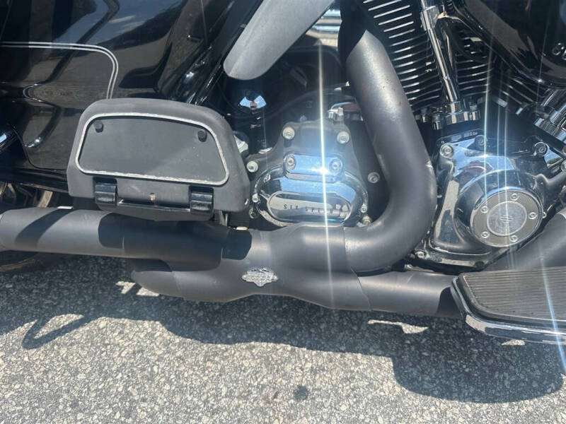 2009 Harley-Davidson FLHTCU -