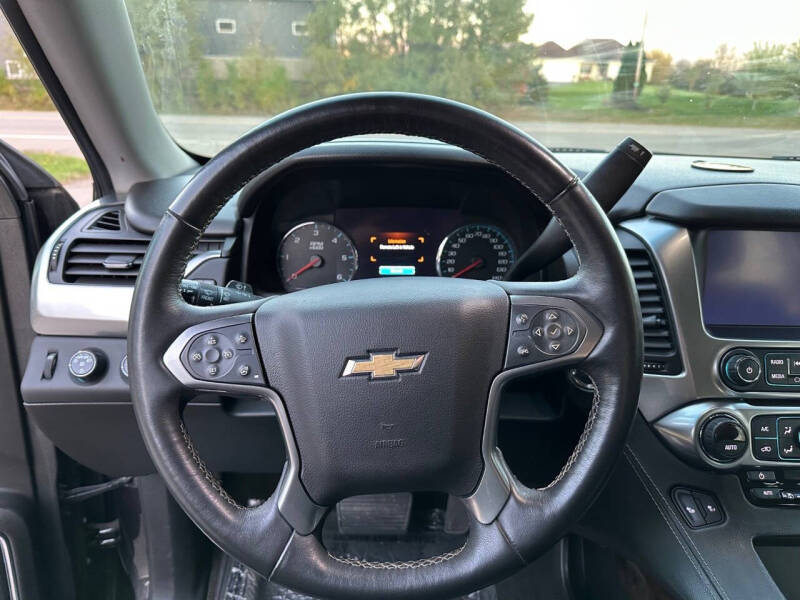 2017 Chevrolet Suburban LT