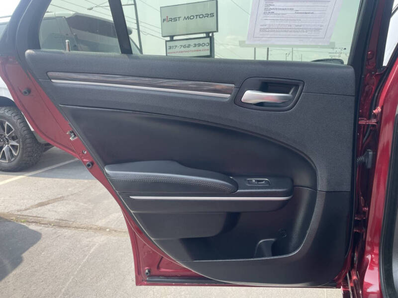 2020 Chrysler 300 Touring