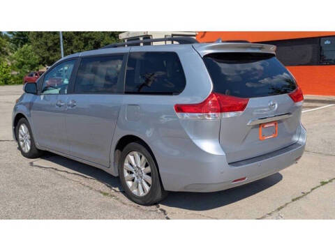 2014 Toyota Sienna Limited 7-Passenger