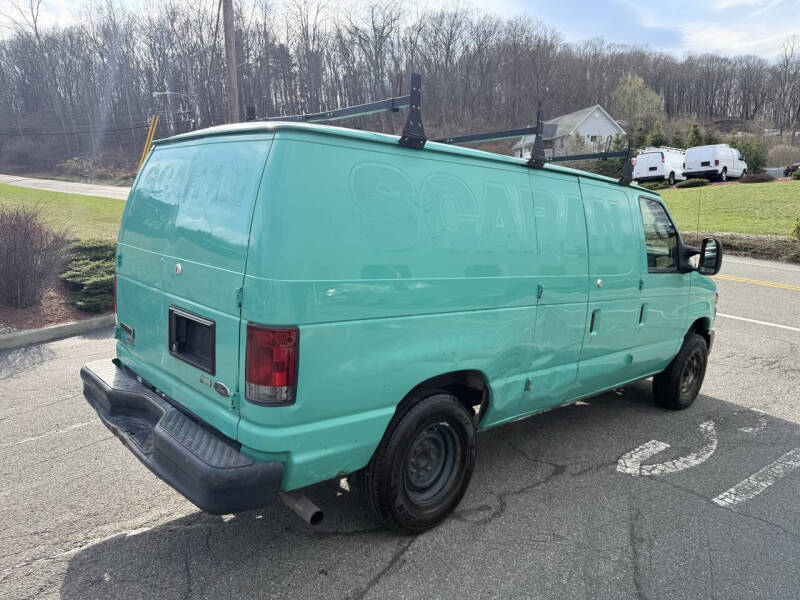2011 Ford E-Series E-350 SD