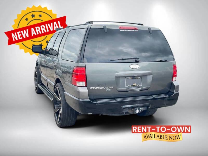2003 Ford Expedition XLT
