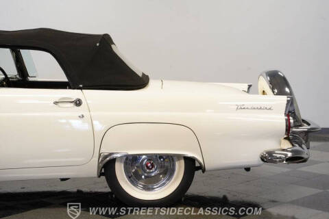 1956 Ford Thunderbird