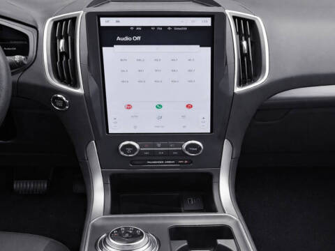 2024 Ford Edge SE