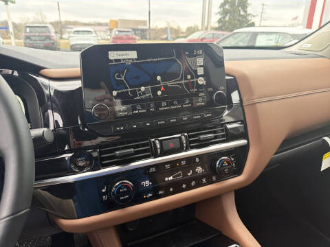 2025 Nissan Pathfinder Platinum