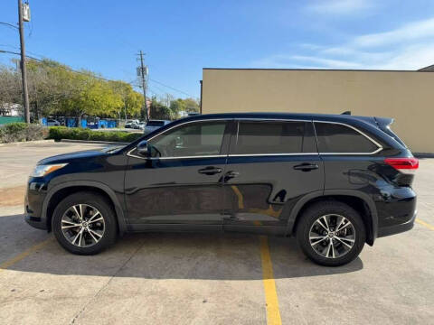 2019 Toyota Highlander LE Plus