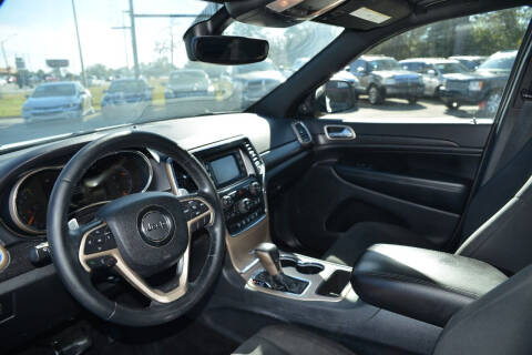 2017 Jeep Grand Cherokee Laredo