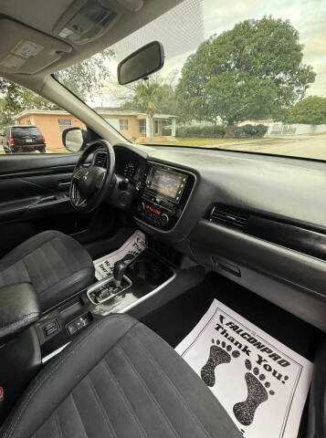 2019 Mitsubishi Outlander