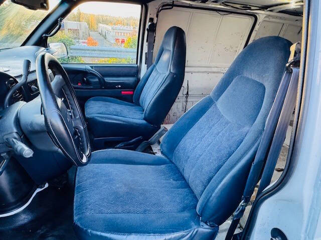 2001 Chevrolet Astro