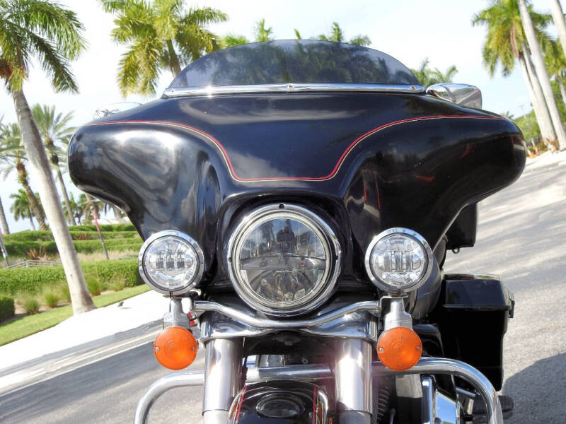 1999 Harley-Davidson FLHTC.