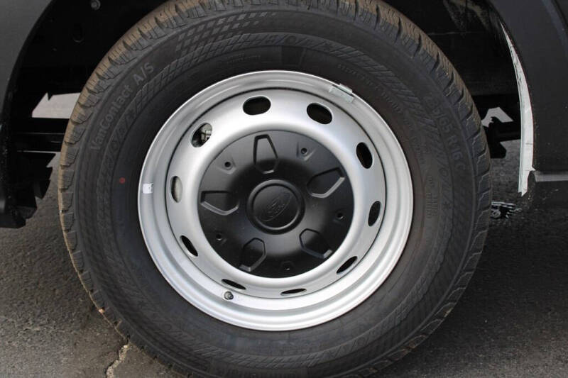 2024 Ford Transit 250