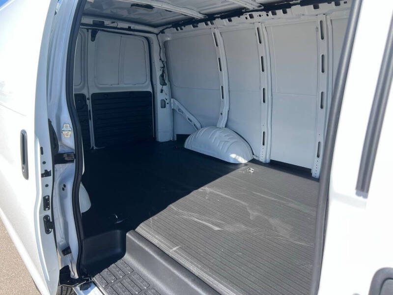 2026 Chevrolet Express 3500