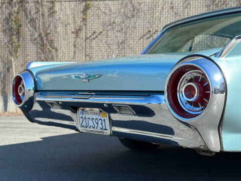 1963 Ford Thunderbird