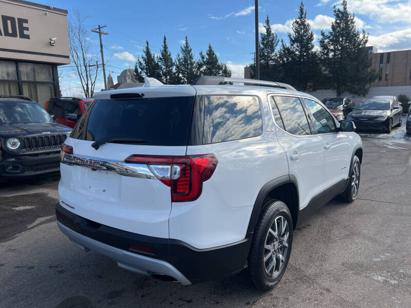 2021 GMC Acadia SLE
