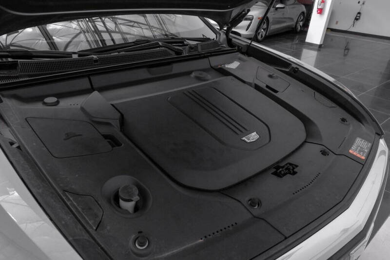 2024 Cadillac LYRIQ Luxury 3