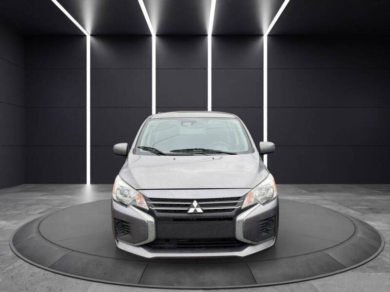 2021 Mitsubishi Mirage ES's photo