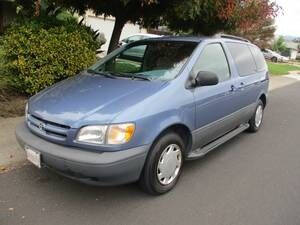 1999 Toyota Sienna for sale at Inspec Auto in San Jose CA