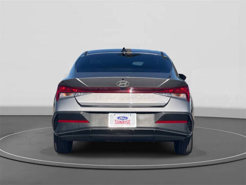 2024 Hyundai Elantra Hybrid Blue