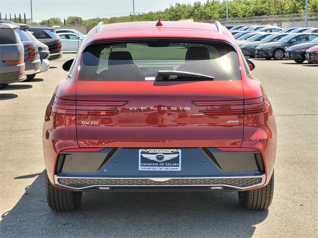 2026 Genesis GV70