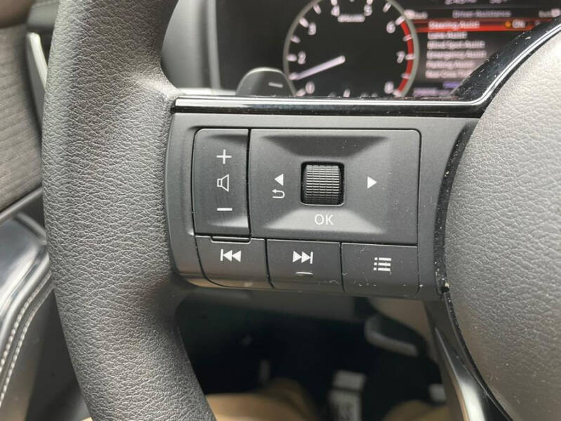 2022 Nissan Rogue SV