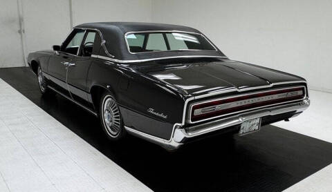 1967 Ford Thunderbird