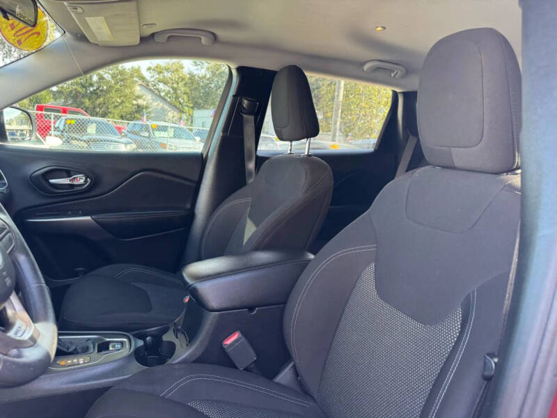 2020 Jeep Cherokee Latitude