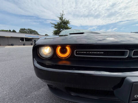 2015 Dodge Challenger SXT