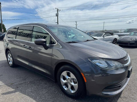 2017 Chrysler Pacifica LX