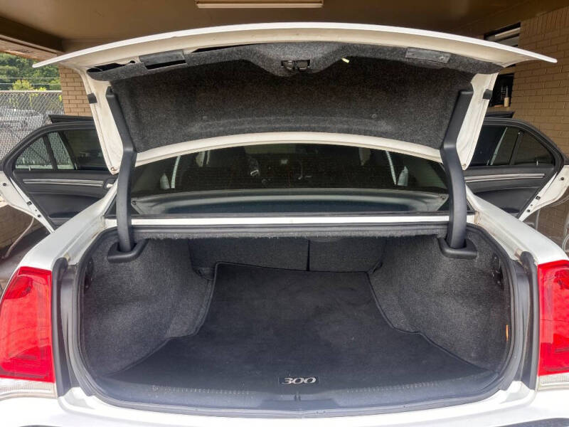 2018 Chrysler 300 Touring