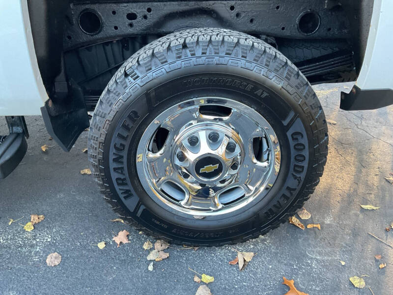 2019 Chevrolet Silverado 2500HD Work Truck photo 45