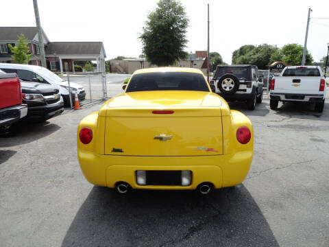 2003 Chevrolet SSR LS