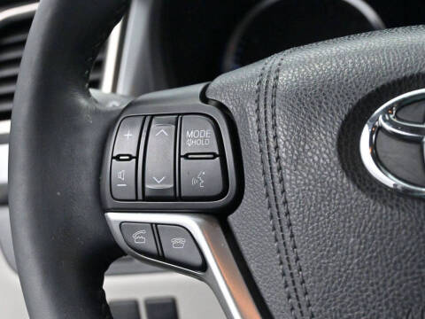 2016 Toyota Highlander Limited Platinum