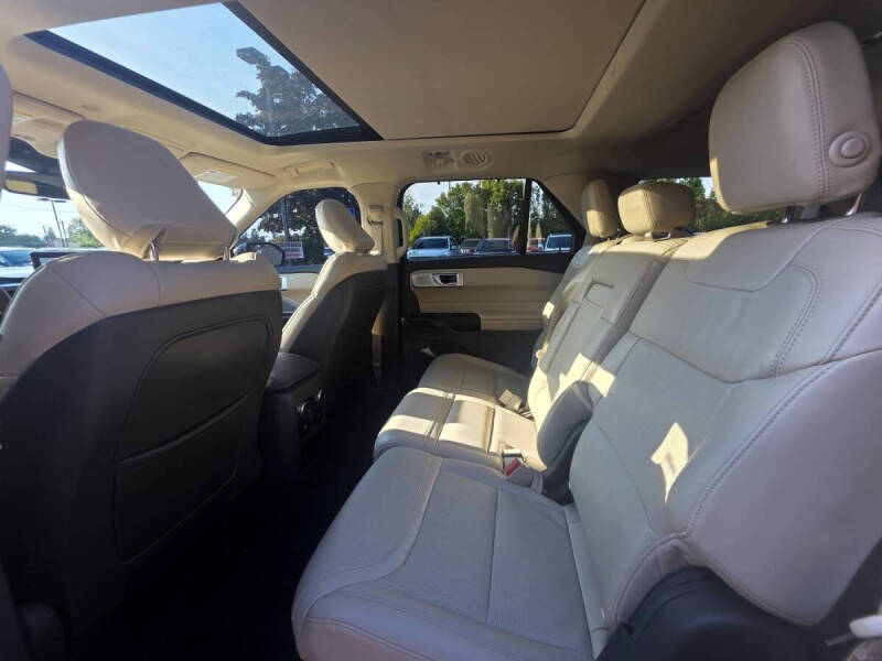 2020 Ford Explorer Platinum