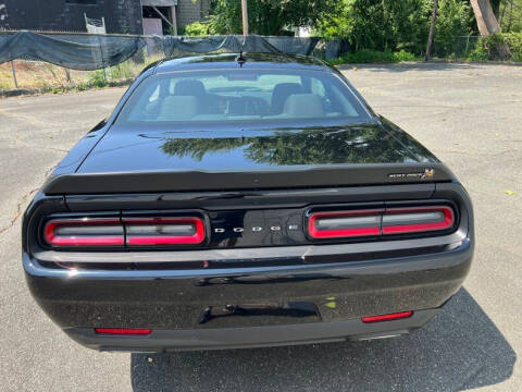 2022 Dodge Challenger