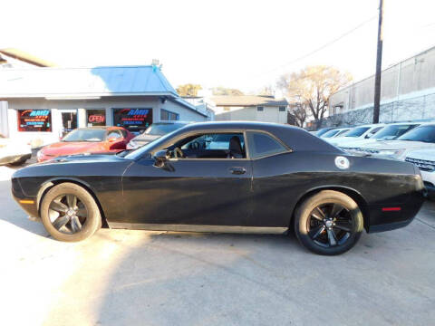 2016 Dodge Challenger SXT