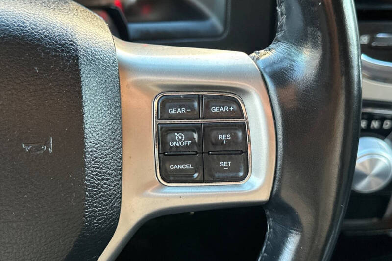 2016 RAM 1500 Laramie