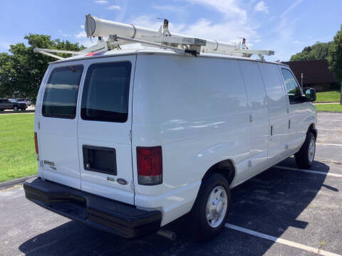 2011 Ford E-Series E-150