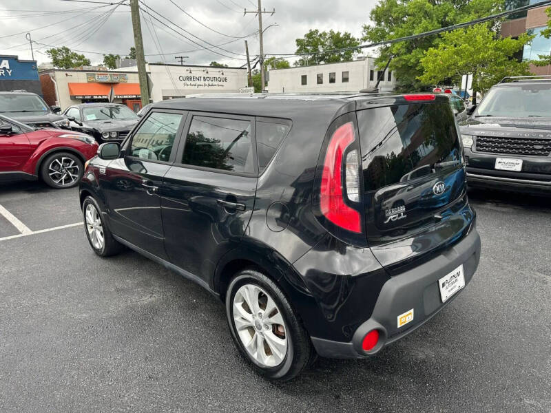 2014 Kia Soul +
