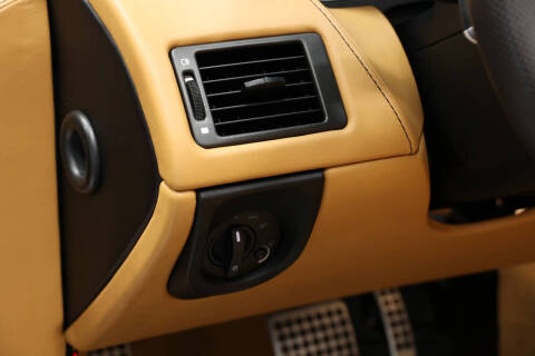 2012 Aston Martin V8 Vantage Roadster